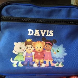 DAVIS Daniel Tiger Lunch Box